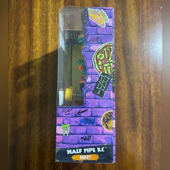 Teenage Mutant Ninja Turtles Michelangelo - Picture 3 of 5